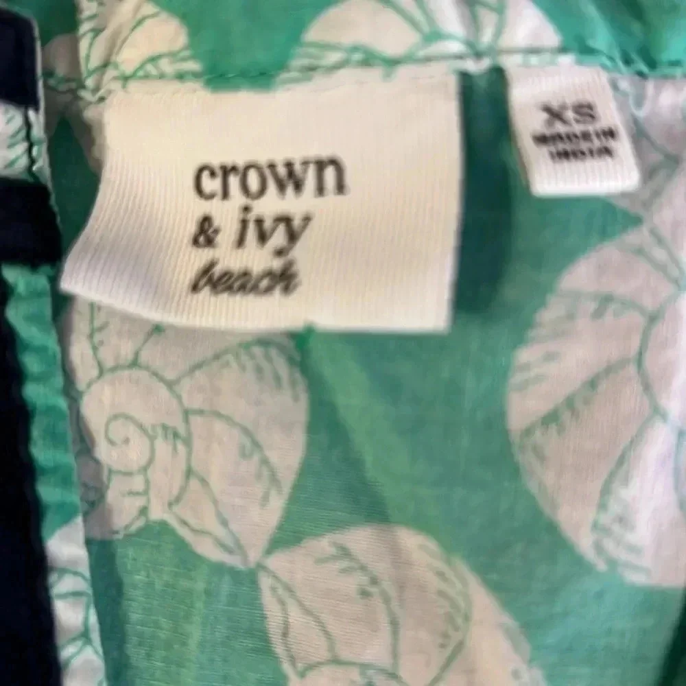 Crown and Ivy beach tunic/dress size XS - Picture 3 of 4